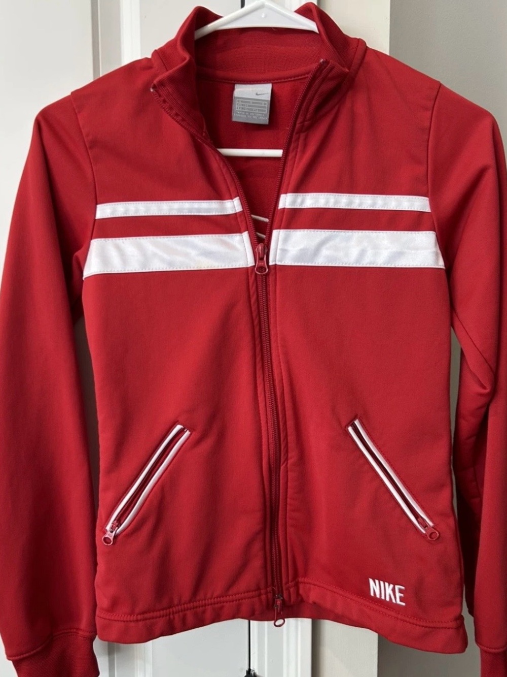 VTG Nike red zippered Track Jacket w Wt Stripe Accents Youth Lg /Girls Lg Sz 14